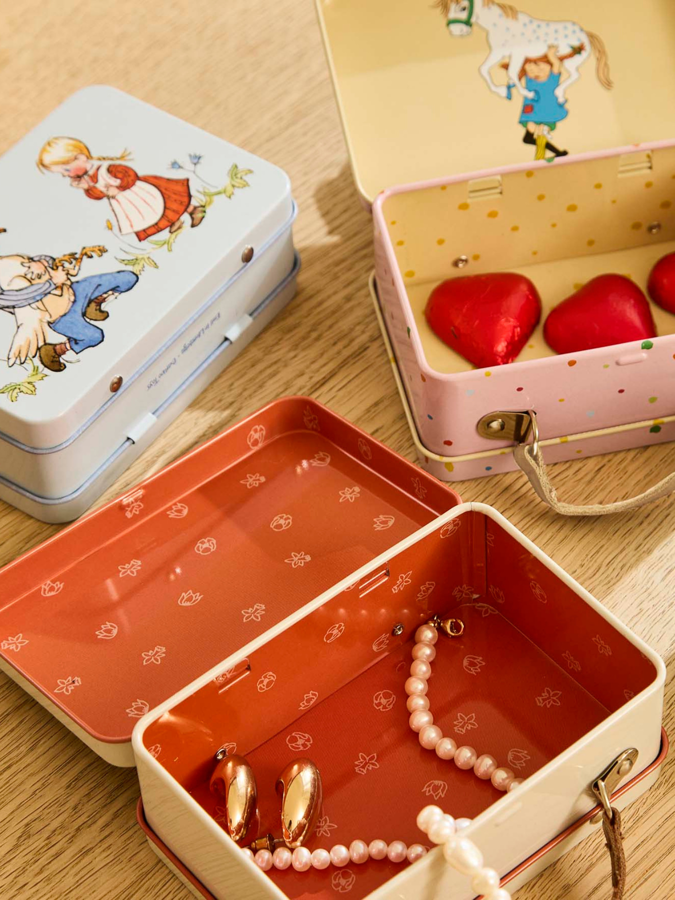 【新品未使用】Pippin atmark 本体セット 箱付き 希少品 Buy Tin box Pippi Longstocking picnic - White - Astrid Lindgren